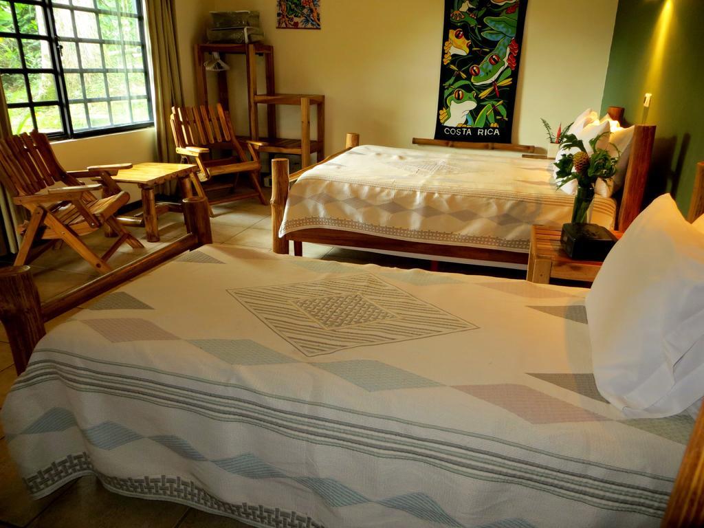 Pura Vida Bed & Breakfast Tambor (Alajuela)